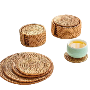 Lot de 6 sous-verres ronds en osier élégants faits à la main au Vietnam avec des motifs de fleurs en rotin naturel durable Style plaque en osier artisanat - Product Image 4