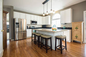 Pisos de madera ecológica de Vietnam Exportación mundial de pisos de madera maciza de alta calidad Impuestos bajos - Product Image 6