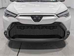 Offre exceptionnelle 2024 Toyota Corolla Cross Hybrid XSE AWD, moteur hybride 4 cylindres de 2,0 litres produisant 196 chevaux - Product Image 2