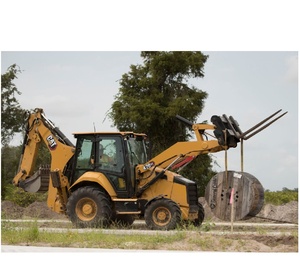 Excellente pelle-chargeuse de chantier CAT 420 équipée d'une benne frontale polyvalente et d'une flèche extensible - Product Image 4