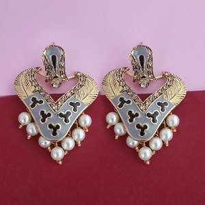 Kriaa Pendientes colgantes finos Gris Meenakari Piedra austriaca Dangler 1314245E Modelo - Product Image 1