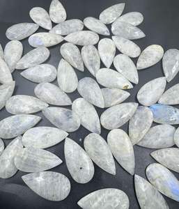 Pierre de lune arc-en-ciel naturelle de haute qualité en forme de poire à facettes pour la fabrication de bijoux, vente en gros de 20x45mm - Product Image 1