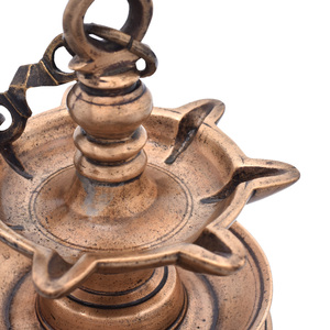 High Quality Golden Brass South Indian Jyoti <b>Lamp</b> Deepam Diya Hanging <b>Oil</b> <b>Lamp</b> Diwali Aarti Pooja Article Decoration BOL-384 - Product Image 4