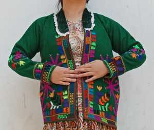 Nouvelle jupe Kuchi brodée vintage, vestes recyclées avec fonction de séchage rapide, fermeture à boutons, coupe régulière pour l'été et l'automne - Product Image 3