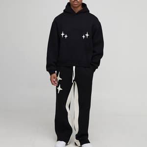 Grandes soldes Survêtements avec logo personnalisé pour hommes Survêtements de haute qualité Ensembles pour hommes avec design imprimé Tissu écologique pour survêtements - Product Image 1