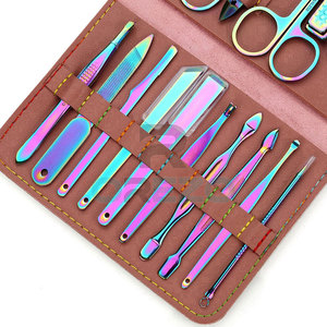 Accessoires complets pour le soin des pieds, kits de pédicure pour le soin quotidien, outils à prise facile, kits de pédicure avec rangement compact - Product Image 6