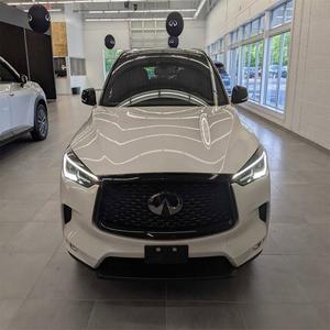 2022, Q X 5 0 Luxe AWD de bajo kilometraje y precio asequible en stock listo para su envío - Product Image 1