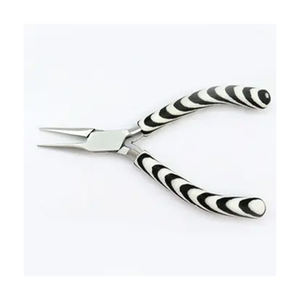 Sialkt – fabricant du Pakistan, meilleure vente, pince orthodontique, coupeur d'extrémité distale dentaire/linguistique avec pointe TC de GERMED ENT - Product Image 4