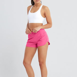 Short de sport de haute qualité pour femmes Logo personnalisé Design Nouvelle mode Short de fitness respirant à taille haute avec décoration à motif - Product Image 3