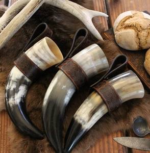 แก้วน้ำทำมือจากเขาควาย สไตล์ชนบทยุคกลาง - Product Image 1