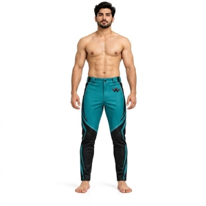 Pantalon de baseball performant avec matériau respirant, construction légère, coupe confortable et coutures robustes. - Product Image 1