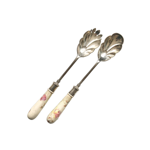 Ensemble de couverts d'hôtel de style floral en acier inoxydable avec un design élégant, parfait pour les couverts de table de restaurant. - Product Image 1