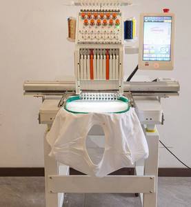 NUEVA Máquina de Bordar Computarizada Automática de 1 Cabeza de Alta Precisión con Accesorios Completos para Uso Doméstico - Product Image 1
