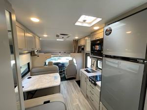 Nouvelles caravanes de camping 2026 T-h-o-r C-o-l-e-m-a-n 21E-Z-F pour des voyages en camping-car confortables - Product Image 6