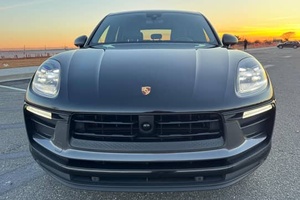 ( L&A ) รถปอร์เช่ มาคัน ที ปี 2023 มือสอง - Product Image 2