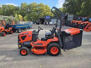 Tondeuse à gazon industrielle 2 temps G261 : Efficace, fiable et fiable pour une coupe précise et des tâches d'entretien de pelouse simplifiées - Product Image 3