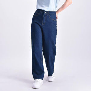 2025 Customized Slim Fit Denim <b>Jeans</b> for <b>Women</b> Oversize <b>Baggy</b> Style Flat Front Whole Sale Customized Straight Pants for Winter - Product Image 4
