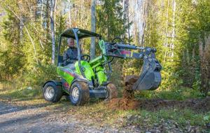 รถตักขนาดเล็ก Avant 225 พร้อมถังทั่วไป ดีไซน์แบบข้อต่อ ใช้เครื่องยนต์ยันมาร์และชุดเกียร์เป็นส่วนประกอบหลัก - Product Image 4