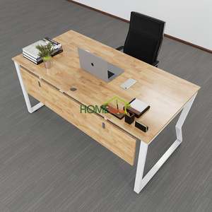 โต๊ะทำงานสำนักงานหรูหราสไตล์ร่วมสมัย MConcept 160x80 - ไม้เมลามีน - Product Image 1