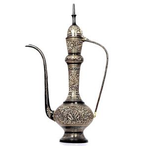 Surahi vintage de haute qualité en laiton pur avec gravure, finition polie et peinture noire, article de cuisine antique arabe - Product Image 3