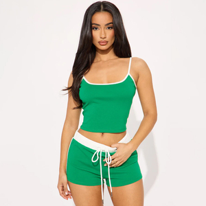 Nueva llegada de las mujeres verde sólido 100% de nylon de cintura alta pantalones cortos de verano comodidad transpirable conjunto Casual - Product Image 1