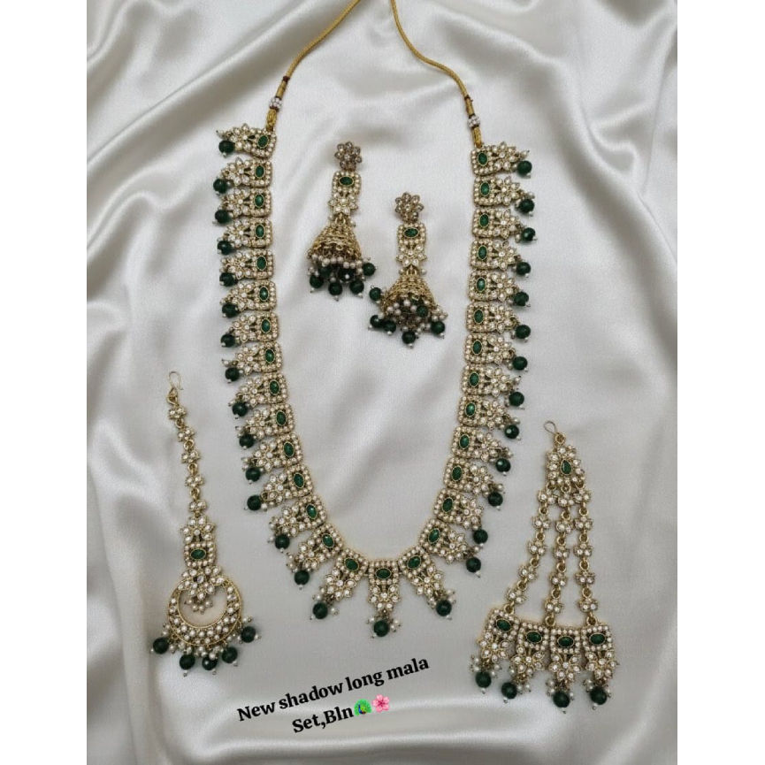 สีเขียว