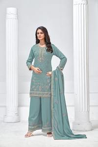 Traje de diseñador Salwar con Secuencia de bordado adornado con Zarkan Real Mirror Detail Fancy Lace para bodas y fiestas - Product Image 5