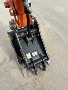 รถขุดขนาดเล็ก Hitachi ZX26U-5N มือหนึ่ง/มือสอง พร้อมเครื่องยนต์และปั๊ม ราคาถูก ขาย - Product Image 5