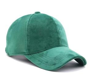 Vente en gros de casquettes en velours avec logo personnalisé Vêtements d'extérieur brodés de haute qualité Chapeaux en velours respirant - Product Image 1