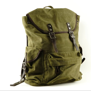 กระเป๋าเป้สะพายหลังหนังพรีเมียม ผ้าแคนวาส ทนทาน เหมาะสำหรับการเดินทางกลางแจ้ง ไปโรงเรียน ทำงาน เดินป่า ใช้ได้ทั้งชายและหญิง ความจุขนาดใหญ่ หลายช่องใส่ของ รุ่น CBP-0100 - Product Image 1