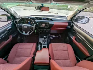 Peu utilisé 2022 RHD/LHD pour Hilux Double Cab GLX AWD P High Line 4x4 2.8L Turbodiesel 6 vitesses 205bhp/500 Nm Torque Leather - Product Image 4