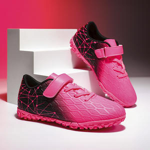 Zapatos de fútbol coloridos para niños con combinaciones de colores modernas y tacos gruesos, calzado cómodo para entrenamiento y deportes. - Product Image 2