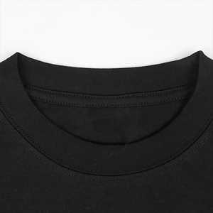 Manufacturer Wholesale High Quality Men's Oversized Box Cut Tee 250 Gsm Heavyweight 100% Cotton <b>Crop</b> <b>T</b>-<b>shirt</b> with Boxy <b>Fit</b> - Product Image 2