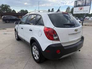 Chevrolet Captiva Sport LS 4 portes SUV 2015 avec équipement 2LS, voitures d'occasion bon marché à vendre - Product Image 3