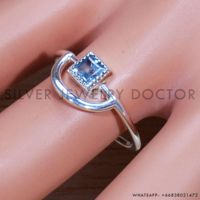 Bague élégante et délicate pour femme en argent sterling 925 avec topaze bleue, sertie à griffes, pierre précieuse naturelle authentique taillée en facettes, best-seller
