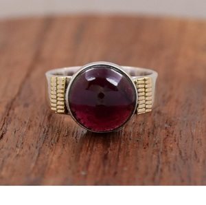 แหวนโกเมนธรรมชาติแหวนกว้างเงินสเตอร์ลิงของขวัญสำหรับเธอ - Product Image 1