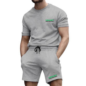 Nuevo conjunto de pantalones cortos y joggers de entrenamiento de verano de dos piezas de talla grande transpirable informal para hombre al por mayor - Product Image 1