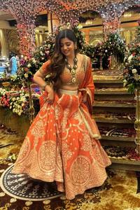 Lehenga Choli Premium con Bordado y Lentejuelas para Festivales - Product Image 4