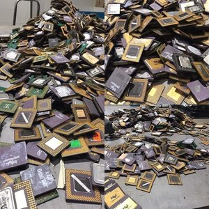 Bán buôn giá rẻ vàng phục hồi CPU gốm bộ vi xử lý phế liệu/<span class=keywords><strong>Intel</strong></span> <span class=keywords><strong>pentium</strong></span> Pro gốm CPU Bộ vi xử lý phế liệu với vàng pins - Product Image 1