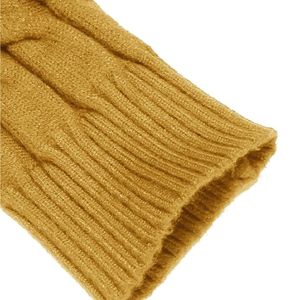 Pull en polyester tricoté doux de haute qualité pour hommes avec logo personnalisé couleur unie et logo avant-Vente en gros - Product Image 4