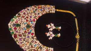 สร้อยคอหลายพลอยเงินแท้ 925 พร้อมสร้อยคอเพชร Moissanite หลายสีและทรงกลม - Product Image 4