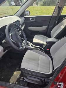 Hyundai Venue SEL Sport 2023 Usado en Buen Estado - Product Image 3
