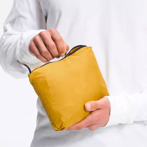 Veste coupe-vent de conception supérieure pour la veste coupe-vent légère à capuche pour hommes disponible à des prix raisonnables - Product Image 6