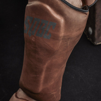Protections de tibias en cuir synthétique imperméable pour Muay Thai MMA |   Protection professionnelle pour la boxe et le kickboxing |   Design personnalisable S-XXL |