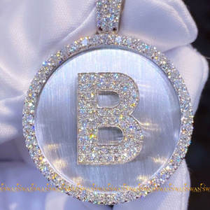 เครื่องประดับคอฮิปฮอปสีทองสีขาว10kt งานตามสั่งเครื่องประดับเพชรสไตล์การปลูกในห้องปฏิบัติการทางศาสนาจี้ตัวอักษรแบบเต็มรูปแบบ - Product Image 2