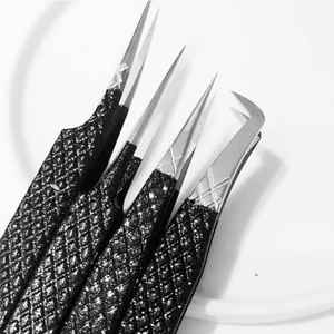 Pince à épiler de précision antistatique en acier inoxydable 45/90 degrés avec pointe dentelée et logo personnalisé pour extensions de cils - Product Image 2