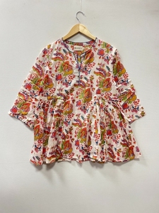 Top Corto Bohemio con Estampado Floral Étnico Indio en Algodón, Cuello en V, Volantes, Informal, para Fiesta, Estilo Natural - Product Image 6