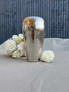 Florero de aluminio hecho a mano con acabado plateado y cuerpo ligero, ideal para regalar bodas y exhibición en el hogar - Product Image 5