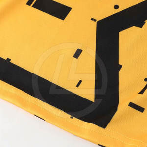 Shorts de basketball respirants et légers en mesh avec options de couleurs bicolores, coupe ample pour un usage quotidien ou l'entraînement sportif - Product Image 6