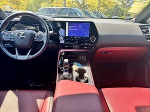Usado 2024 Lex-us NX350 Base libre de accidentes y muy limpio - Product Image 3